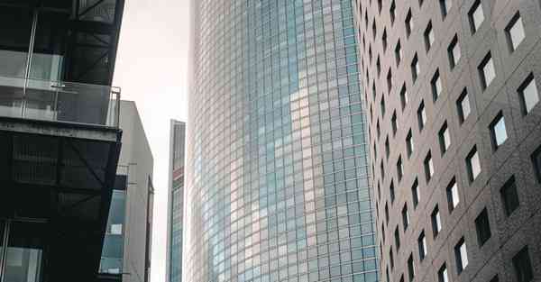 国外智能机器人餐厅，国外智能机器人餐厅叫什么