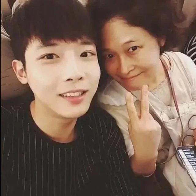 秦楠时淑