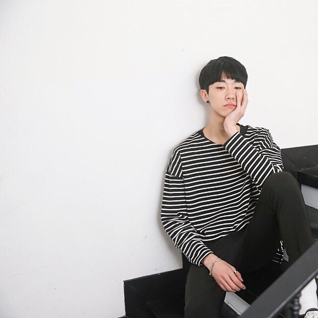 沈彩翠鸣