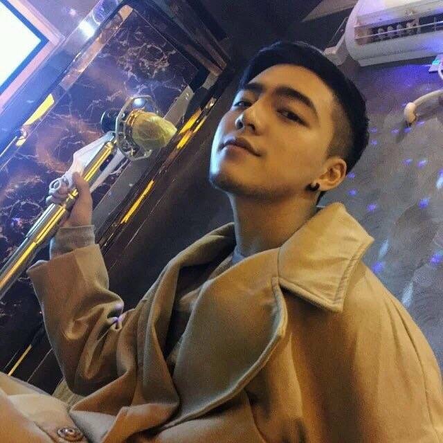 纪彦翰伟