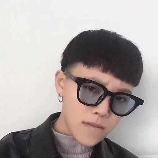 汪伊弘力