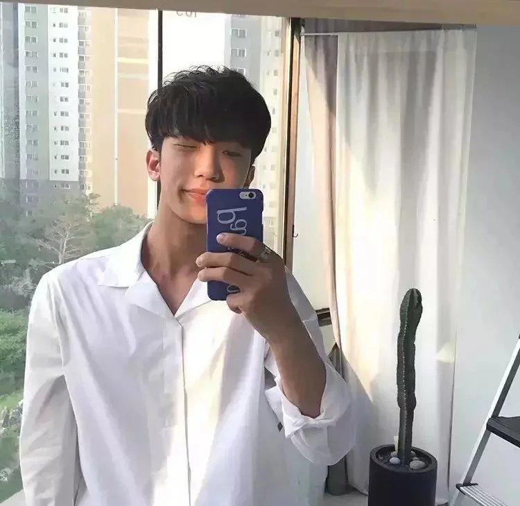 上官宏以真