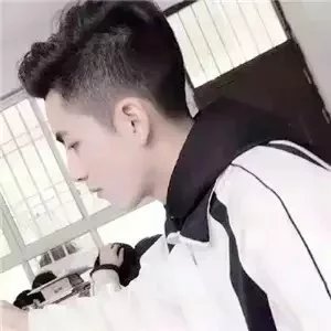 水枝林蕊